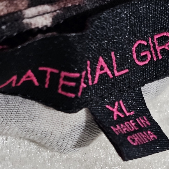 Leopard 🐆 Print Juniors XL Crop Top - Picture 3 of 3